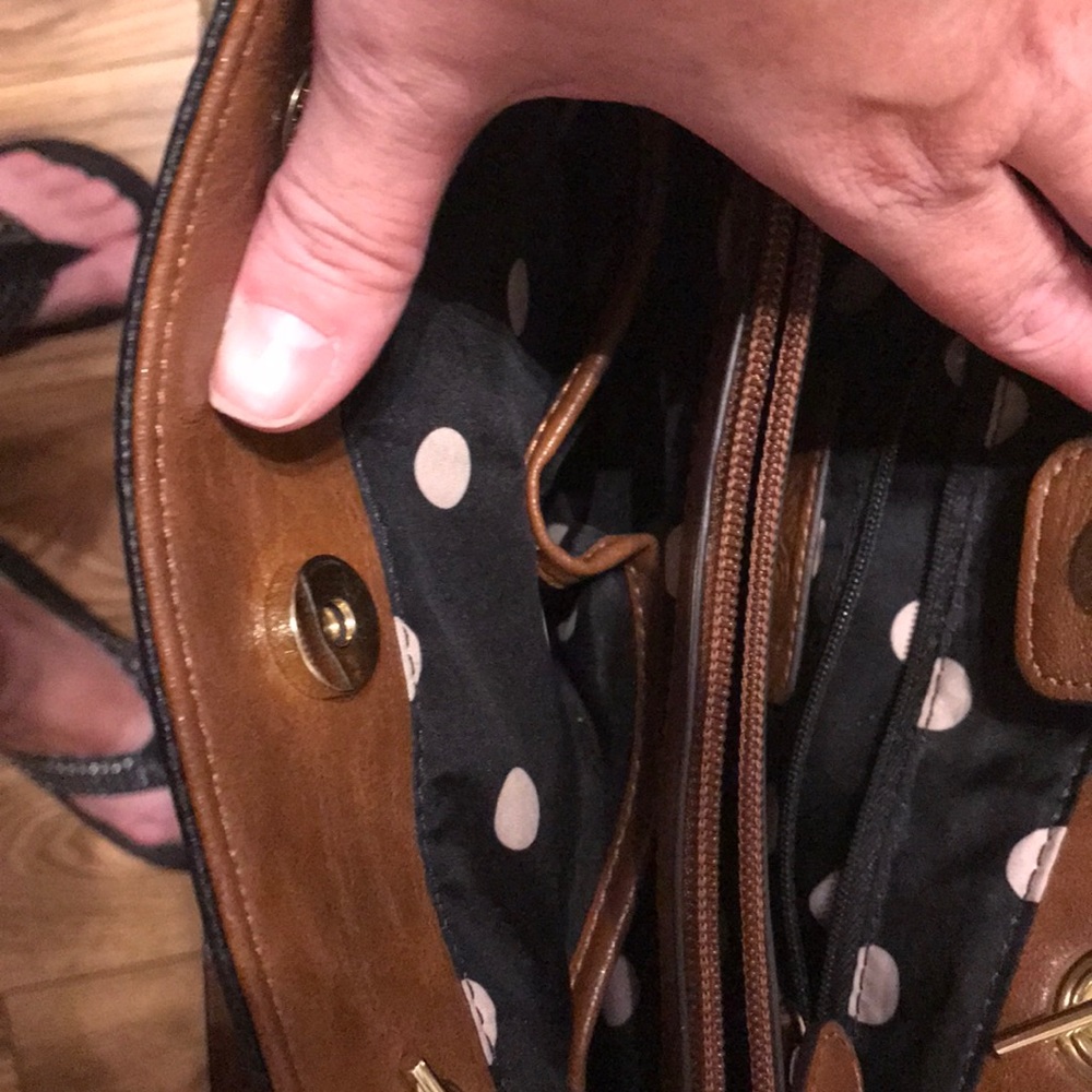 Anne Klein handbag - Picture 4 of 11